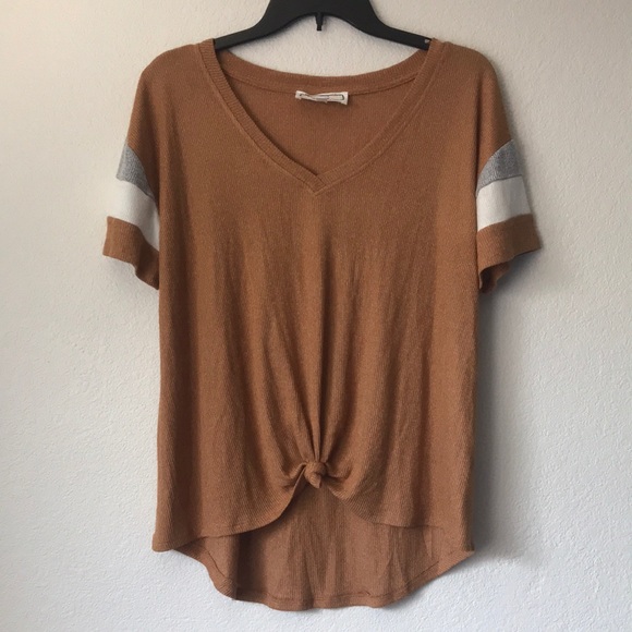 Hippie Rose Tops - Size medium hippie rose 🌹 t shirt